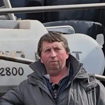Martin Carew standing infront of a Tow and Fert Multi 2800